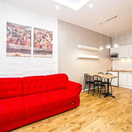 з балконом на центр львова *